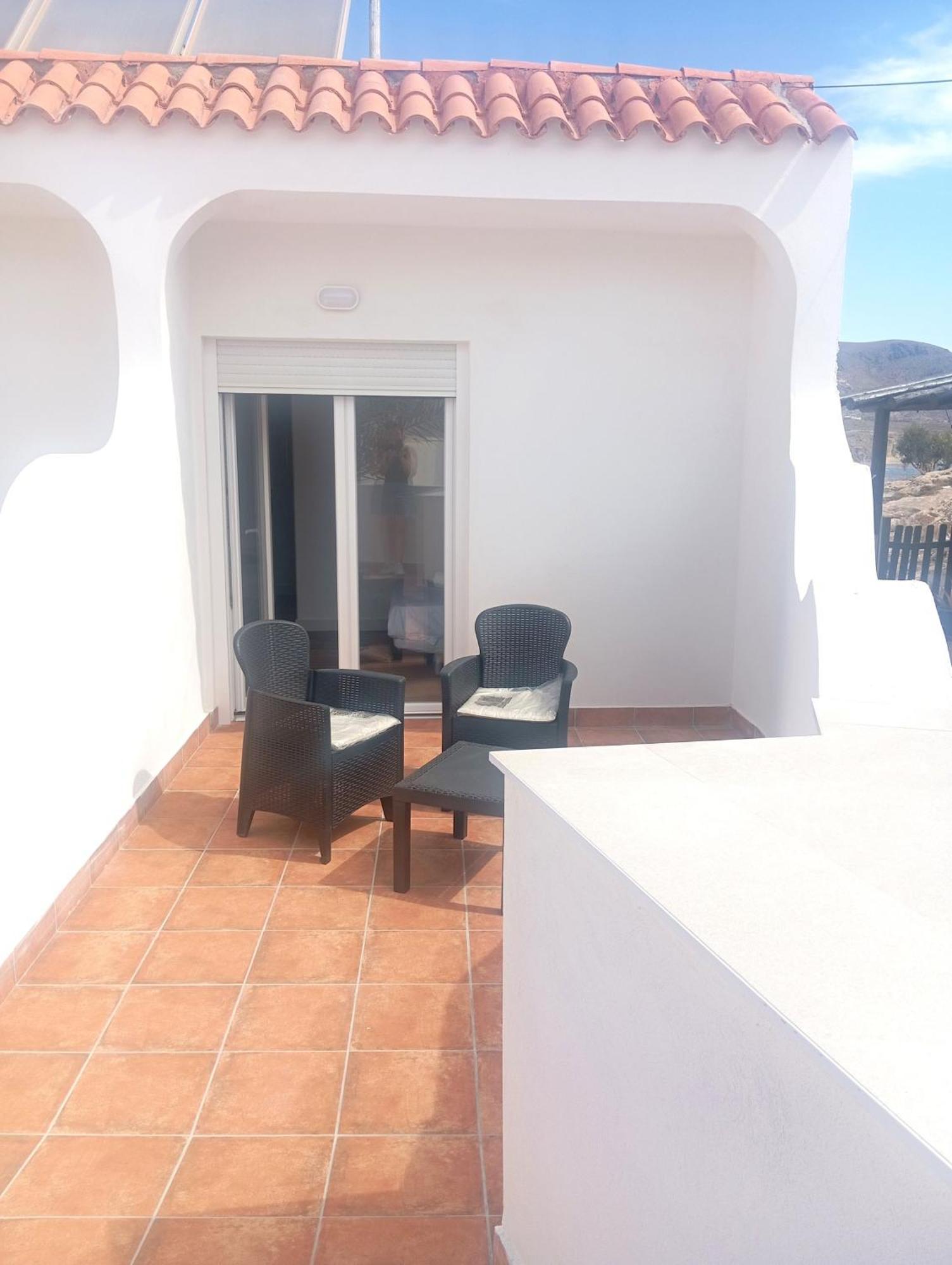 Hostal Casa Emilio Almeria Exterior photo